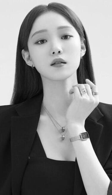 Lee Sungkyung